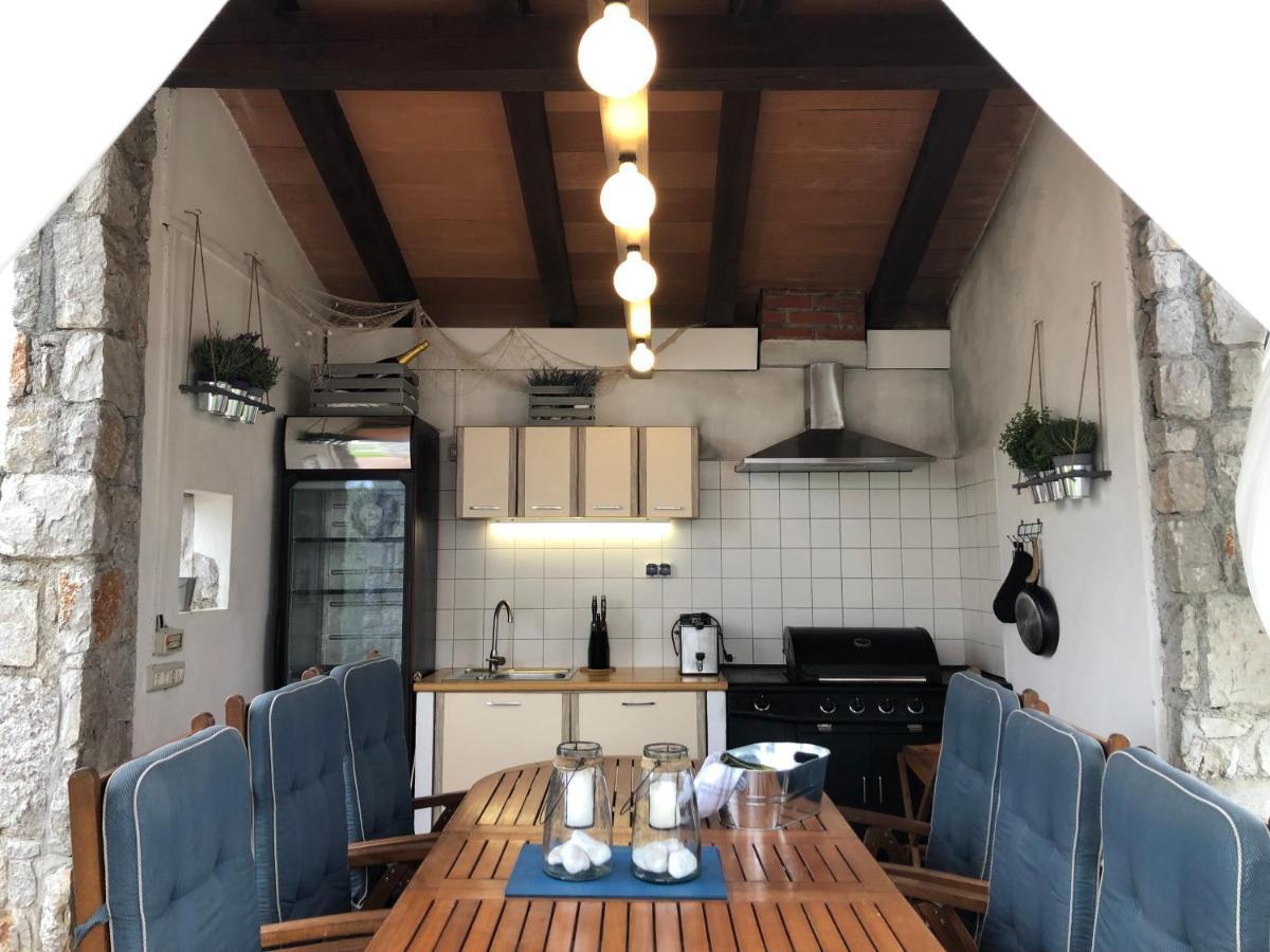 Castle House Rooms, Swimming Pool & Sauna & Tennis Court & Wine Cellar Сежана Екстериор снимка