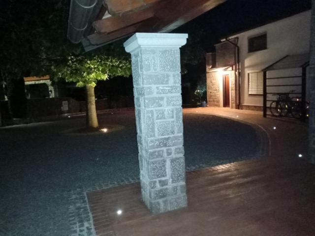 Castle House Rooms, Swimming Pool & Sauna & Tennis Court & Wine Cellar Сежана Екстериор снимка