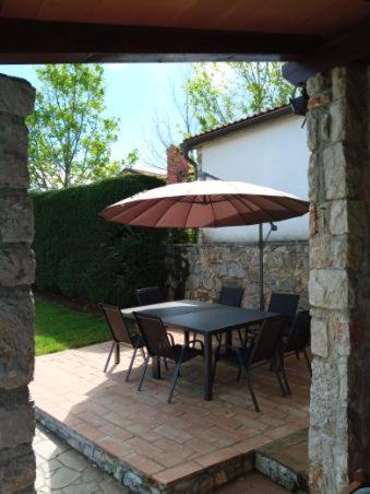 Castle House Rooms, Swimming Pool & Sauna & Tennis Court & Wine Cellar Сежана Екстериор снимка